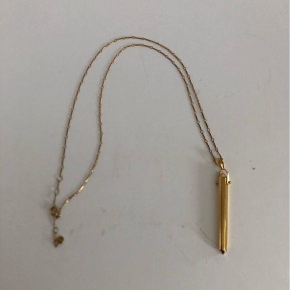 STELLA & DOT Rebel Pendant Necklace - Picture 3 of 9